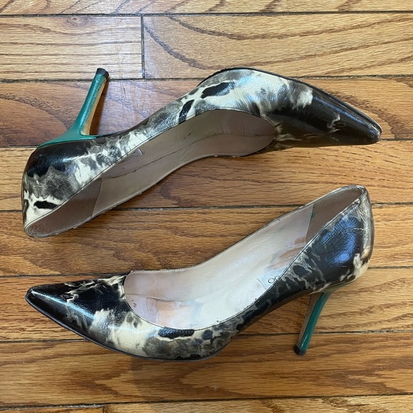 Jimmy Choo Tie Dye Patent Smoke Marble Green Heels, size 41 - Picture 5 of 12